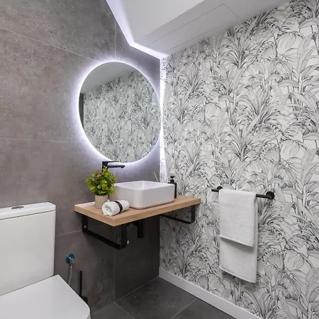 Moderno, Amplio Y Muy Comodo * バレンシア