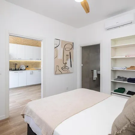 Moderno, Amplio Y Muy Comodo * Valencia