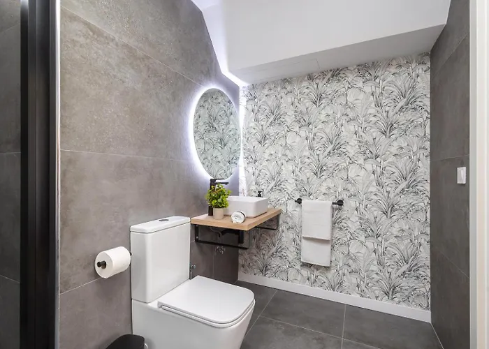 Moderno, Amplio Y Muy Cómodo Apartamento *
